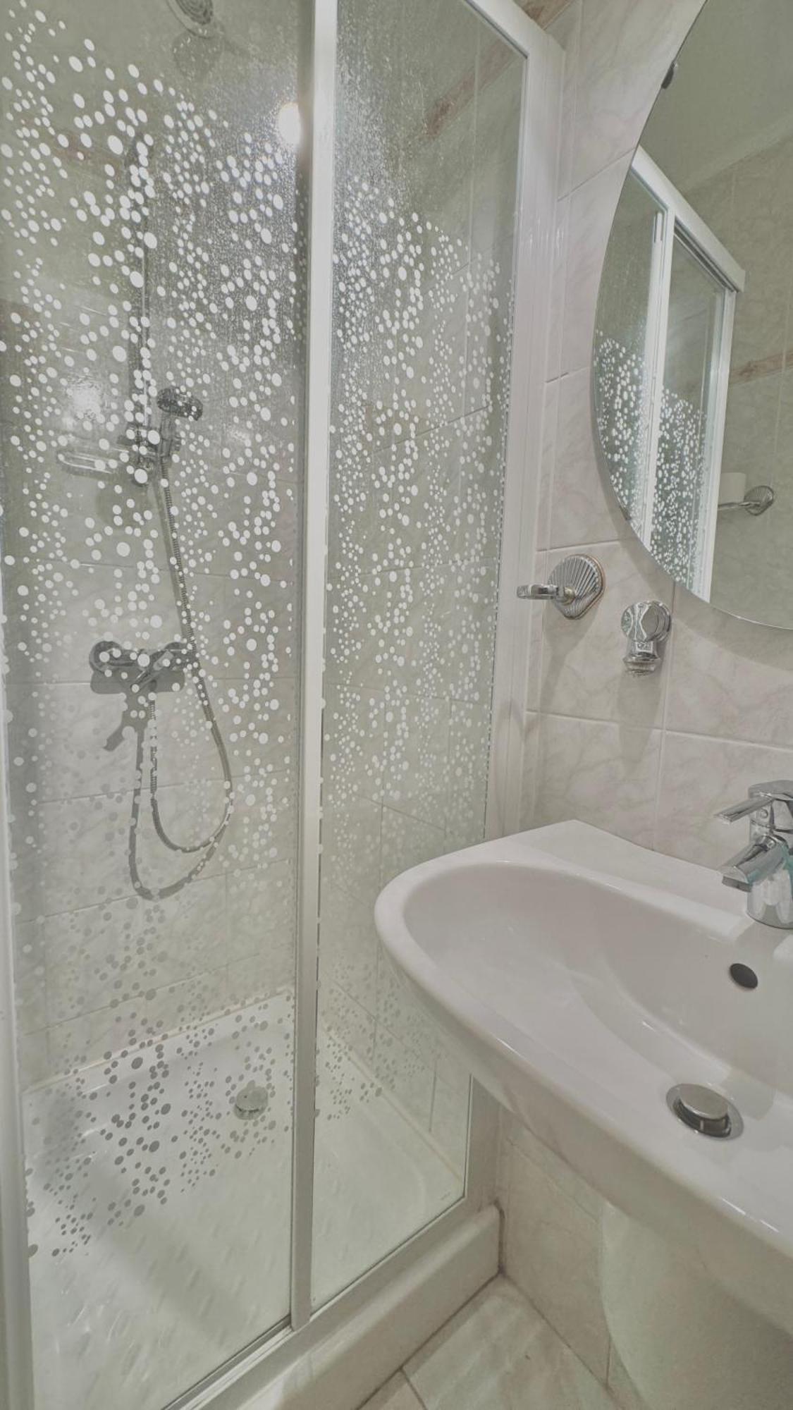 5 Haloszobas Wellness Vip House - Privat Medence Siófok Eksteriør billede