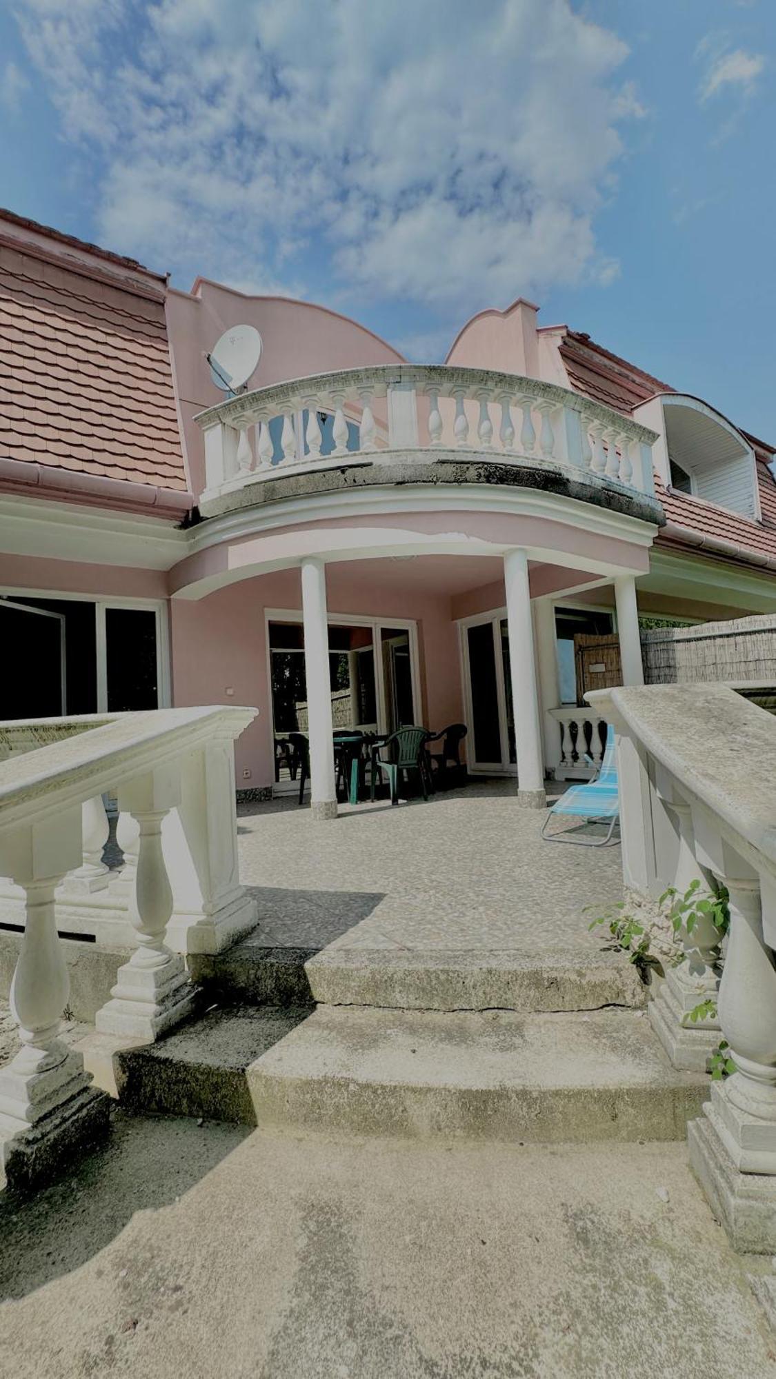 5 Haloszobas Wellness Vip House - Privat Medence Siófok Eksteriør billede